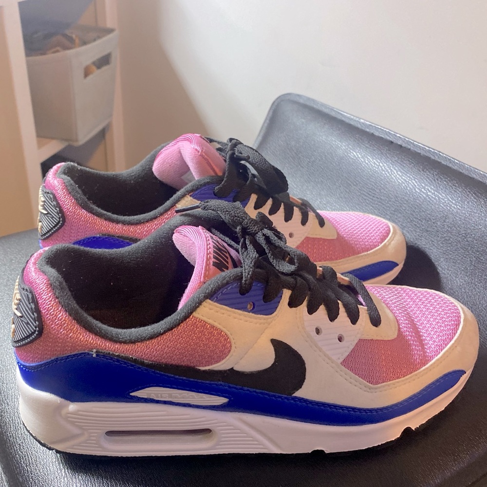 custom made women’s nike air max’s